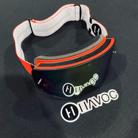 نظارات واقية، HELLFIRE، تصميم Infinity، حزام أحمر/أسود، عدسة مغناطيسية ذهبية، إطار أحمر، كل واحدة