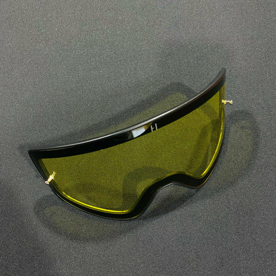 Magnetic Infinity Lens, Each