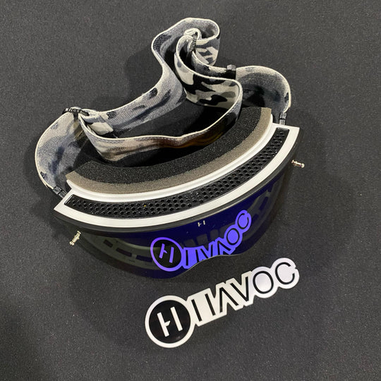 نظارات واقية، ARCTIC CAMO، تصميم Infinity، حزام Arctic Camo، عدسة مغناطيسية زرقاء، إطار أبيض، كل واحدة