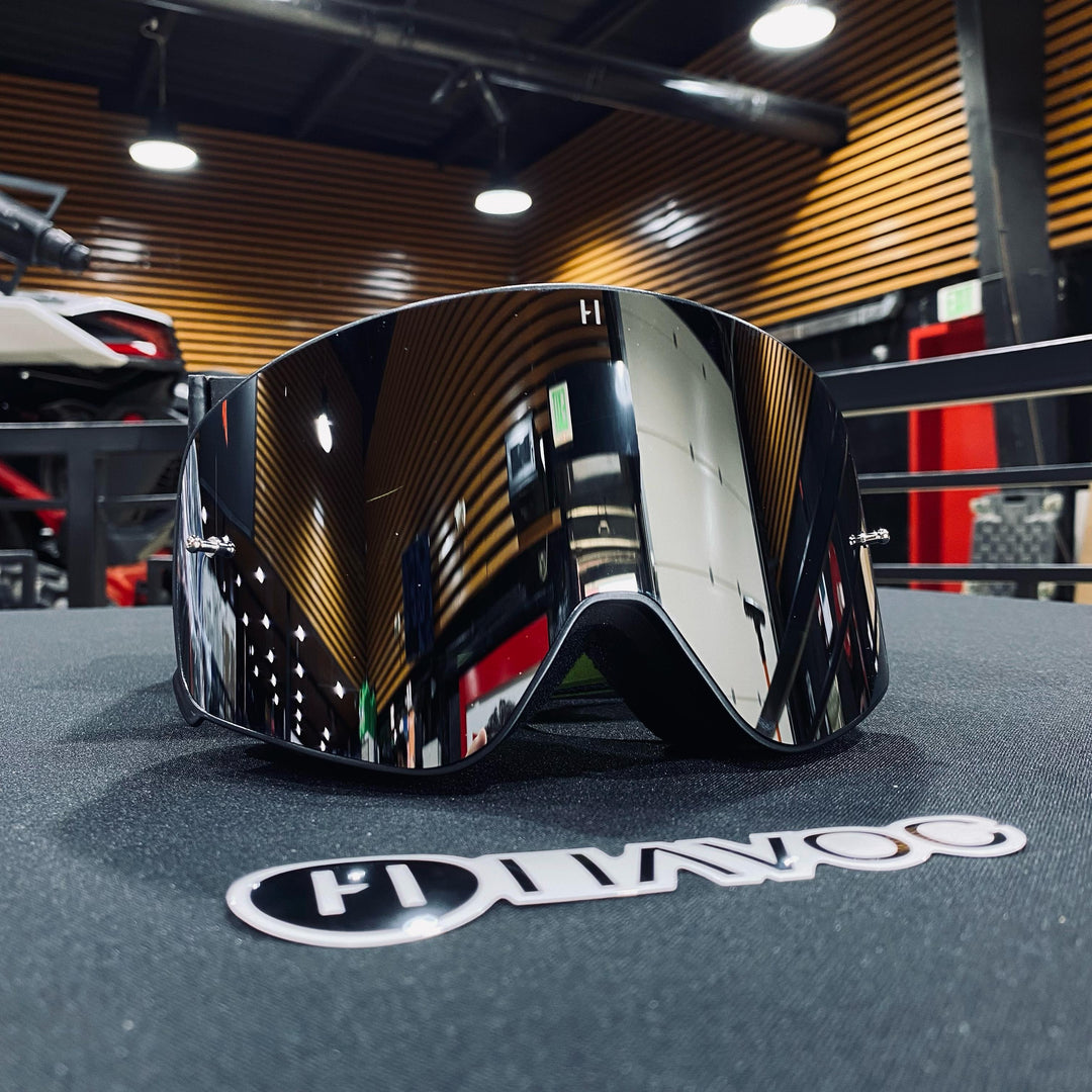 نظارات واقية، ELUSIVE، تصميم لا متناهي، حزام نيون، عدسة مغناطيسية فضية، إطار أسود، كل واحدة