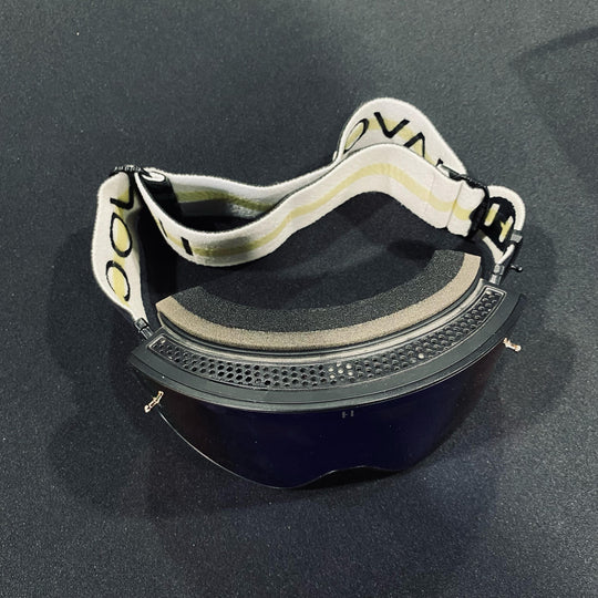 نظارات واقية، الولايات المتحدة، تصميم إنفينيتي، حزام علم أسود، عدسة مغناطيسية خضراء، إطار أسود، كل واحدة