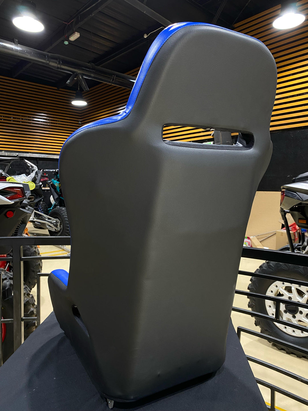 (PRP) (UTV28) Podium Elite Suspension Seat, PRP LOGO