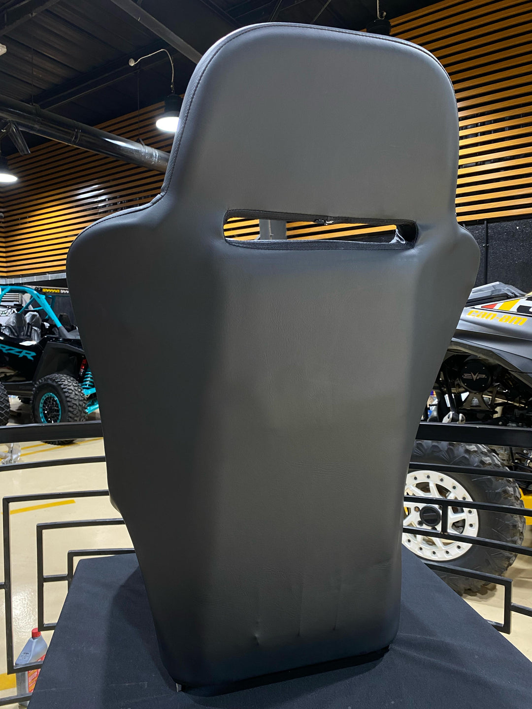 (PRP) (UTV28) Podium Elite Suspension Seat, PRP LOGO