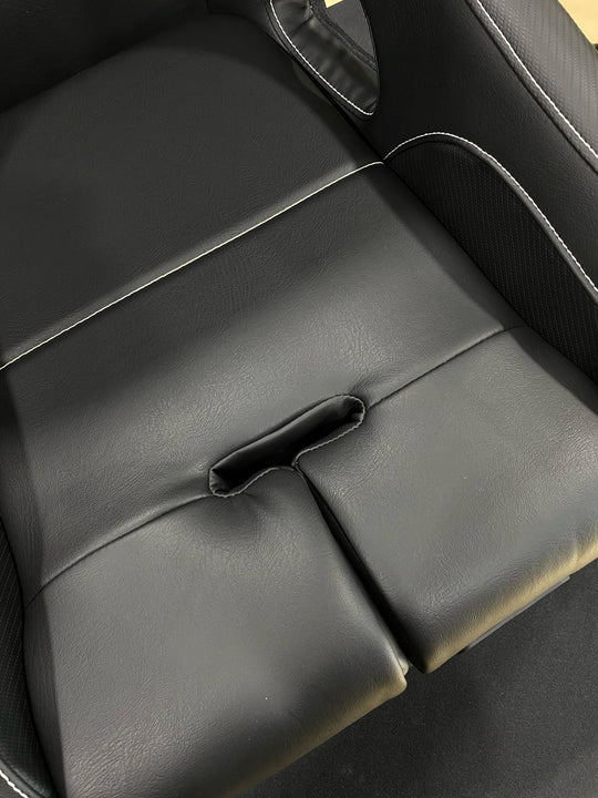 (PRP) (UTV28) Podium Elite Suspension Seat, PRP LOGO